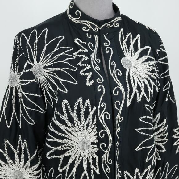 Chicos Jacket 2 Womens Large 12 Black White Silk Embroidered Open Front Mandarin - Picture 7 of 13